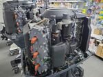 2005 Yamaha 250HP 2-Stroke Outboard Motor – Saltwater Series - Image 3